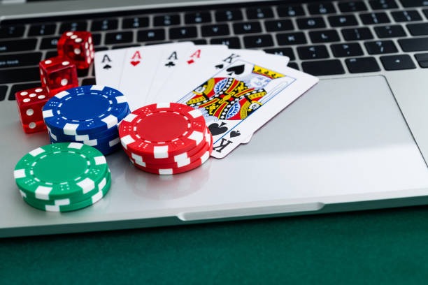 Low-stake live-dealer table interface